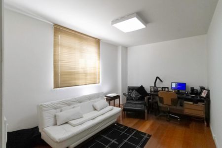 Apartamento à venda com 320m², 5 quartos e 2 vagasQuarto 2