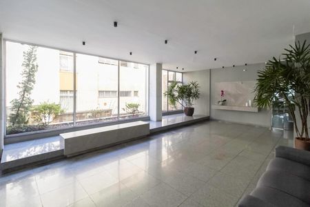 Apartamento à venda com 320m², 5 quartos e 2 vagasHall social