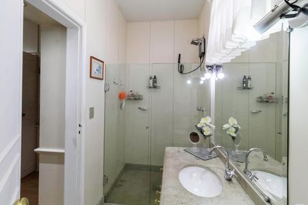 Apartamento à venda com 320m², 5 quartos e 2 vagasBanheiro da suíte 1
