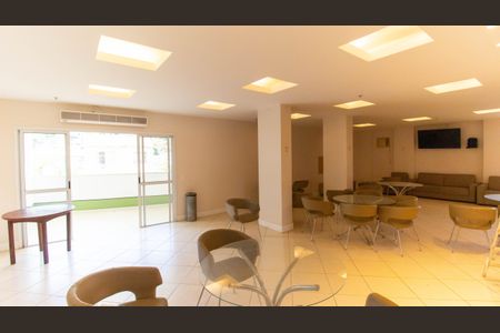 Apartamento para alugar com 71m², 2 quartos e 1 vagaÁrea comum