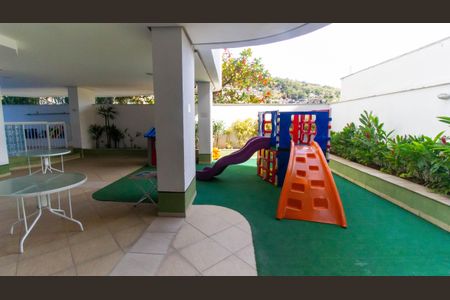 Apartamento para alugar com 71m², 2 quartos e 1 vagaÁrea comum