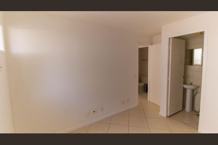 Apartamento para alugar com 71m², 2 quartos e 1 vagaSuíte