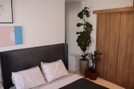 Apartamento para alugar com 120m², 1 quarto e sem vagaSuíte