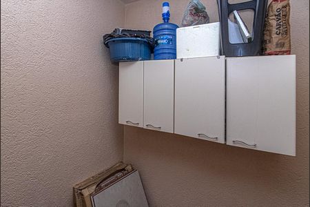 Casa à venda com 180m², 4 quartos e 2 vagasQuarto de Serviço