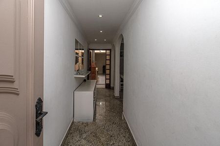 Casa à venda com 180m², 4 quartos e 2 vagasÁrea Externa