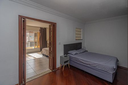 Casa à venda com 180m², 4 quartos e 2 vagasQuarto 3