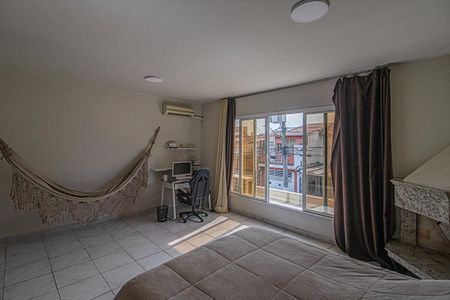 Casa à venda com 180m², 4 quartos e 2 vagasQuarto 1