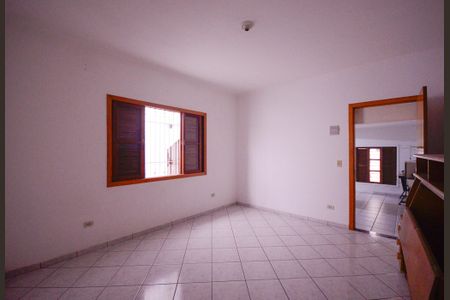 Quarto 1  de casa para alugar com 2 quartos, 94m² em Vila Liviero, São Paulo
