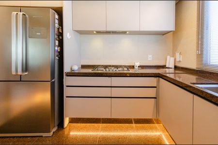 Apartamento à venda com 250m², 4 quartos e 4 vagasCozinha