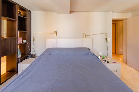 Apartamento à venda com 250m², 4 quartos e 4 vagasSuíte