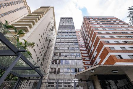 Apartamento para alugar com 285m², 4 quartos e 2 vagas Apartamento para alugar com 285m², 4 quartos e 2 vagasFachada