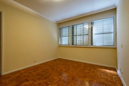 Apartamento para alugar com 285m², 4 quartos e 2 vagas Apartamento para alugar com 285m², 4 quartos e 2 vagasSuíte 2