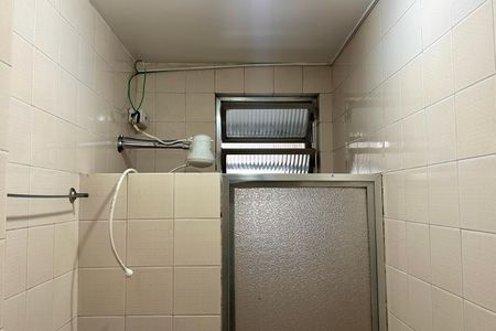 Apartamento à venda com 90m², 3 quartos e sem vagaBanheiro Social 02