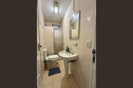 Apartamento à venda com 90m², 3 quartos e sem vagaBanheiro Social 02