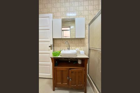 Apartamento à venda com 90m², 3 quartos e sem vagaBanheiro Social