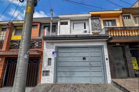 Casa à venda com 280m², 2 quartos e 2 vagasFachada