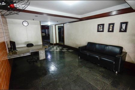 Apartamento à venda com 79m², 3 quartos e 1 vaga Apartamento à venda com 79m², 3 quartos e 1 vagaHall