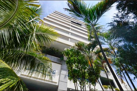 Apartamento à venda com 79m², 3 quartos e 1 vaga Apartamento à venda com 79m², 3 quartos e 1 vagaFachada