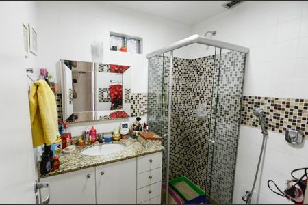 Apartamento à venda com 79m², 3 quartos e 1 vaga Apartamento à venda com 79m², 3 quartos e 1 vagaBanheiro Social