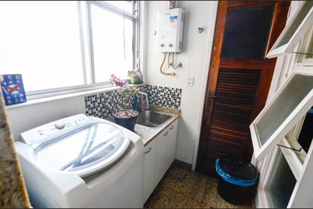 Apartamento à venda com 79m², 3 quartos e 1 vaga Apartamento à venda com 79m², 3 quartos e 1 vagaÁrea de Serviço