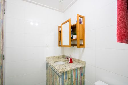 Apartamento à venda com 72m², 2 quartos e 2 vagasBanheiro social