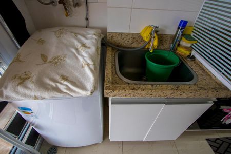 Apartamento à venda com 72m², 2 quartos e 2 vagasÁrea de serviço