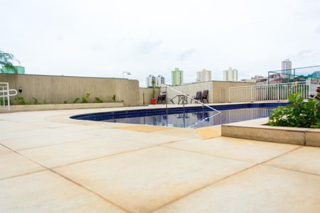 Apartamento à venda com 72m², 2 quartos e 2 vagasÁrea comum - Piscina