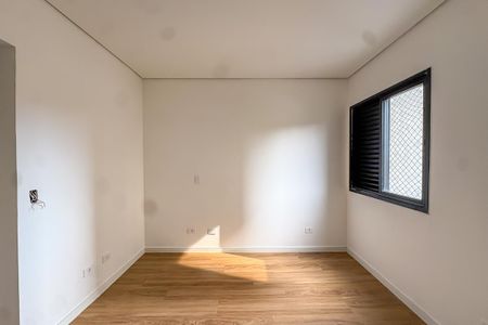 Apartamento à venda com 220m², 2 quartos e 2 vagas Apartamento à venda com 220m², 2 quartos e 2 vagasSuíte