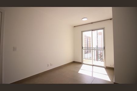 Sala de apartamento para alugar com 2 quartos, 50m² em Quinta da Paineira, São Paulo