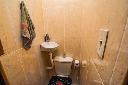 Casa à venda com 148m², 3 quartos e 2 vagasÁrea de Serviço