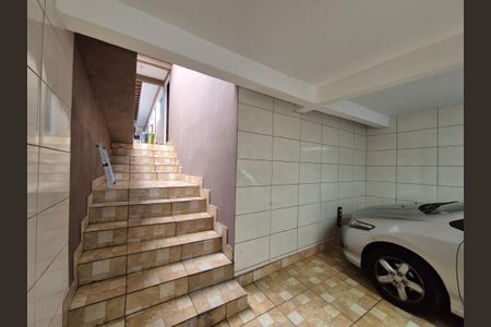 Casa à venda com 148m², 3 quartos e 2 vagasEntrada