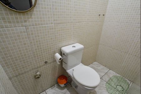 Casa à venda com 148m², 3 quartos e 2 vagasBanheiro da Suíte