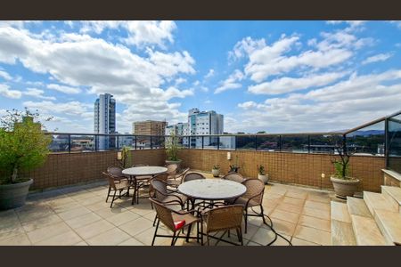 Apartamento à venda com 420m², 5 quartos e 6 vagasCobertura