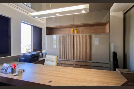 Apartamento à venda com 420m², 5 quartos e 6 vagasCobertura