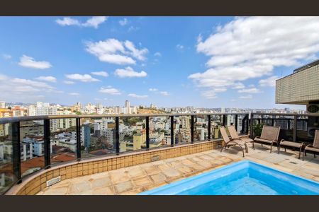 Apartamento à venda com 420m², 5 quartos e 6 vagasCobertura