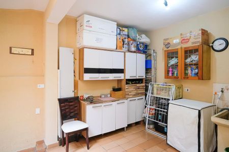 Casa à venda com 138m², 3 quartos e 1 vagaÁrea de serviço