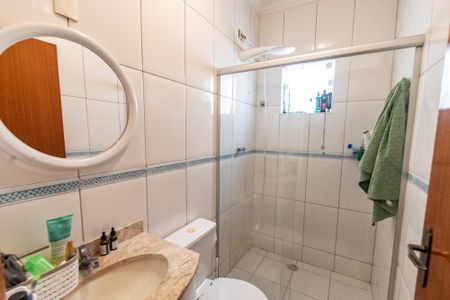 Casa à venda com 270m², 3 quartos e 4 vagasBanheiro da suíte 2