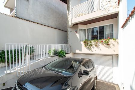 Casa à venda com 270m², 3 quartos e 4 vagasFachada