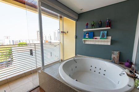 Casa à venda com 270m², 3 quartos e 4 vagasSuíte 3