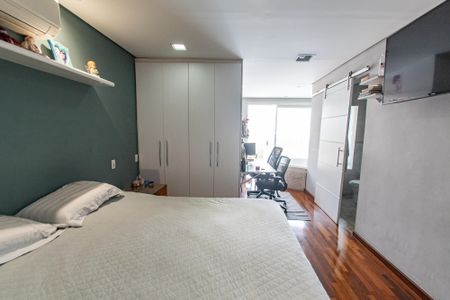 Casa à venda com 270m², 3 quartos e 4 vagasSuíte 3