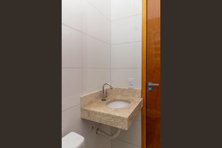 Apartamento à venda com 40m², 2 quartos e sem vaga Apartamento à venda com 40m², 2 quartos e sem vagaBanheiro