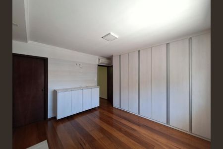 Casa à venda com 100m², 2 quartos e 1 vagaSuíte 1
