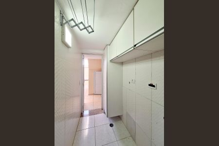 Casa à venda com 100m², 2 quartos e 1 vagaÁrea de Serviço