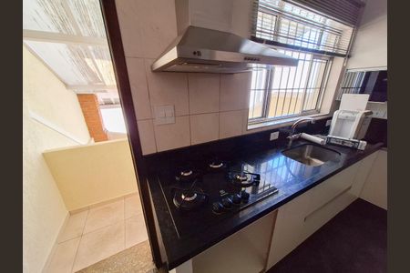 Casa à venda com 100m², 2 quartos e 1 vagaCozinha