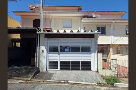 Casa à venda com 100m², 2 quartos e 1 vagaFachada