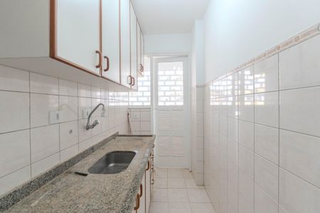 Apartamento à venda com 63m², 1 quarto e 1 vaga Apartamento à venda com 63m², 1 quarto e 1 vagaCozinha