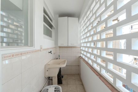Apartamento à venda com 63m², 1 quarto e 1 vaga Apartamento à venda com 63m², 1 quarto e 1 vagaÁrea de Serviço