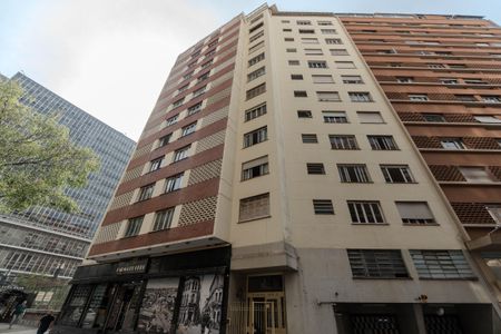 Apartamento à venda com 63m², 1 quarto e 1 vaga Apartamento à venda com 63m², 1 quarto e 1 vagaFachada
