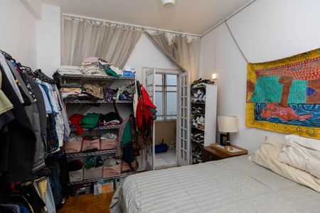 Apartamento para alugar com 125m², 3 quartos e 2 vagasQuarto 2