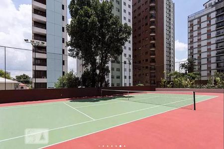 Apartamento à venda com 33m², 1 quarto e 1 vagaÁrea comum